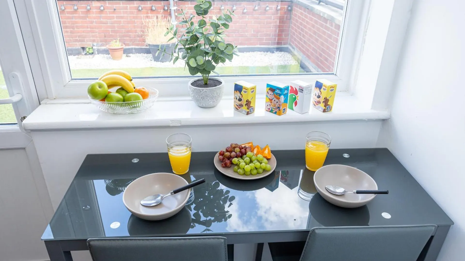 Manchester Airport Modernised Apartment - Free Parking Cheadle Hulme 0*,